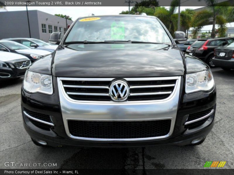 Black Uni / Anthracite 2009 Volkswagen Touareg 2 VR6
