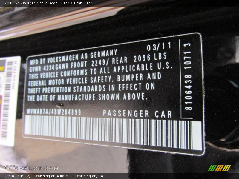 Black / Titan Black 2011 Volkswagen Golf 2 Door