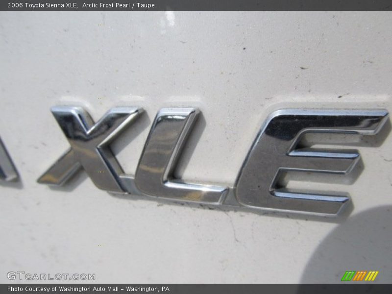 Arctic Frost Pearl / Taupe 2006 Toyota Sienna XLE