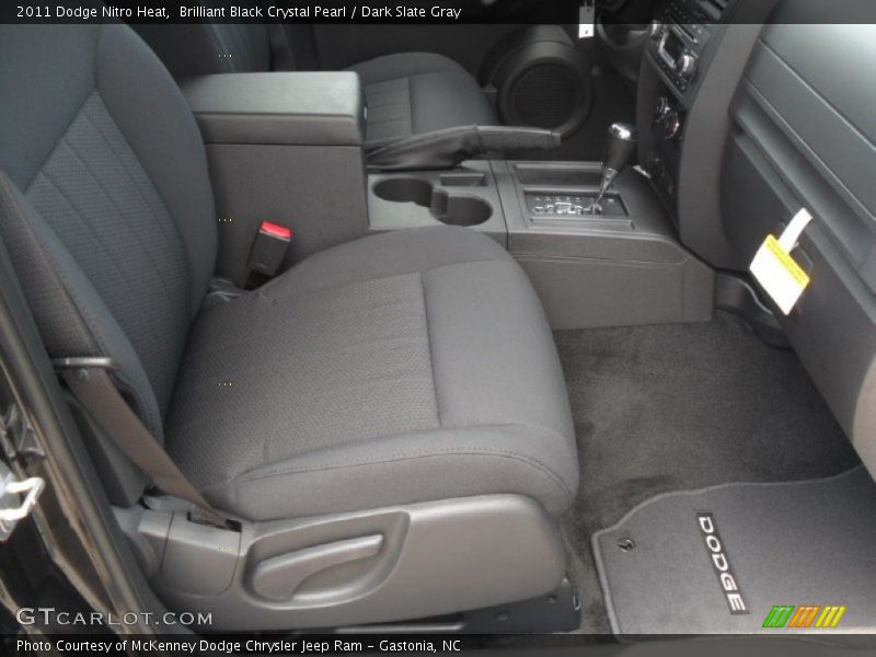 Brilliant Black Crystal Pearl / Dark Slate Gray 2011 Dodge Nitro Heat