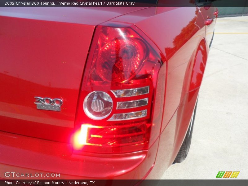 Inferno Red Crystal Pearl / Dark Slate Gray 2009 Chrysler 300 Touring
