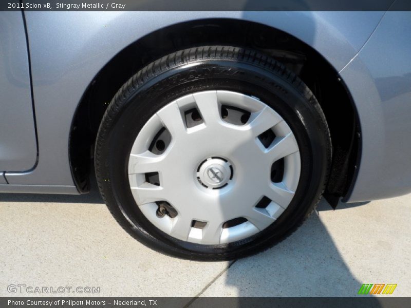 Stingray Metallic / Gray 2011 Scion xB
