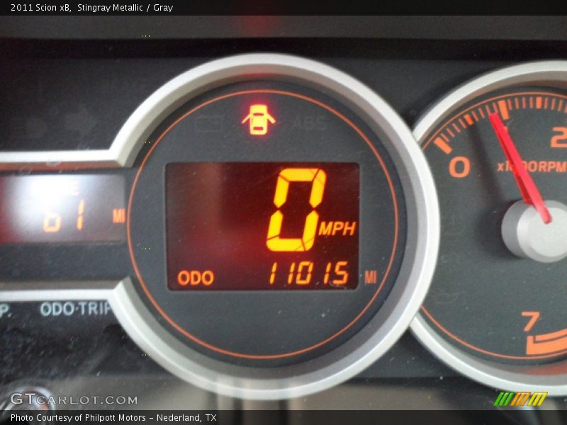 Stingray Metallic / Gray 2011 Scion xB