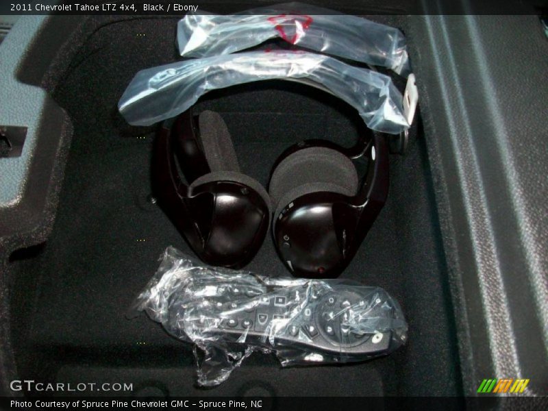 Black / Ebony 2011 Chevrolet Tahoe LTZ 4x4