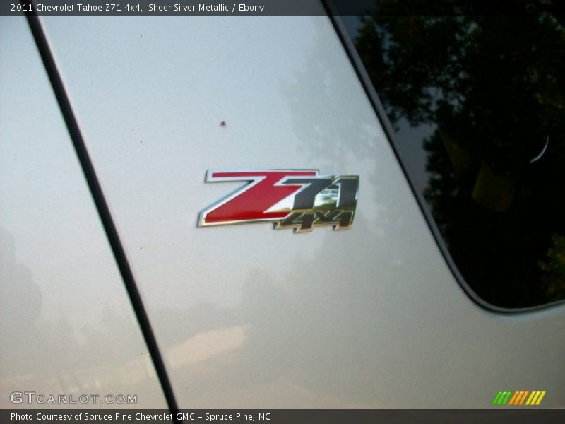 Sheer Silver Metallic / Ebony 2011 Chevrolet Tahoe Z71 4x4
