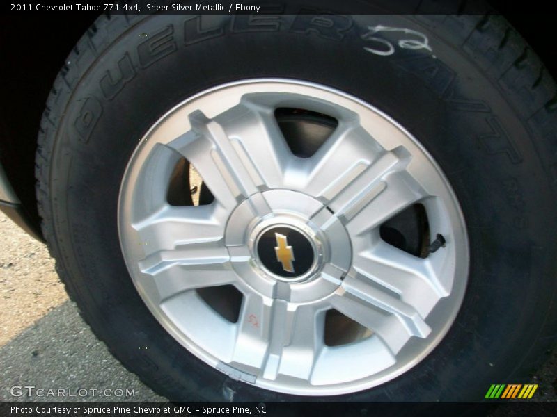 Sheer Silver Metallic / Ebony 2011 Chevrolet Tahoe Z71 4x4