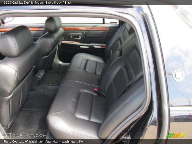 Sable Black / Black 1999 Cadillac DeVille Sedan