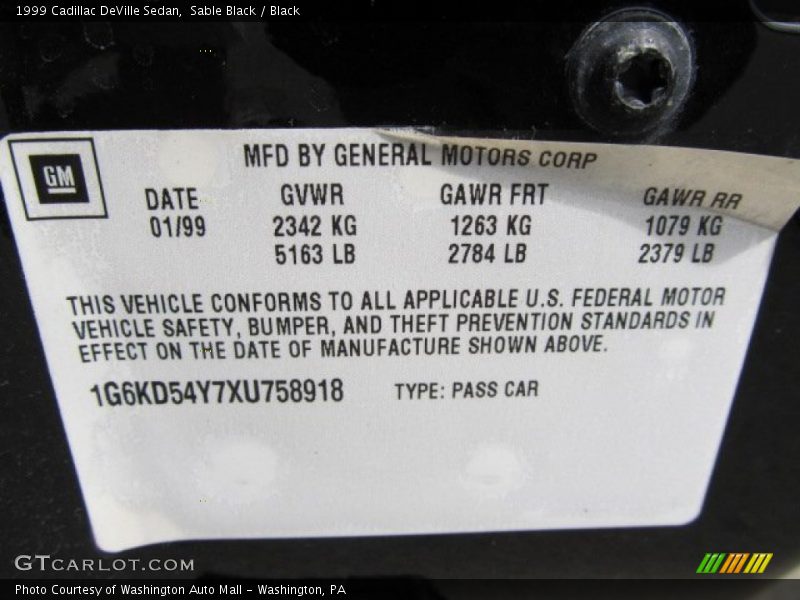 Sable Black / Black 1999 Cadillac DeVille Sedan