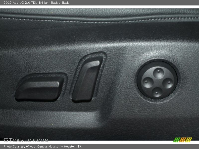 Brilliant Black / Black 2012 Audi A3 2.0 TDI