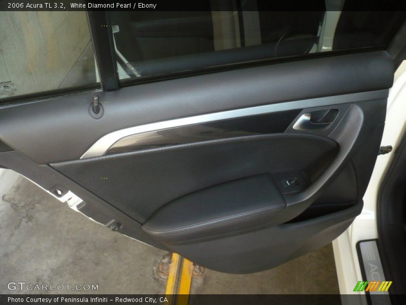White Diamond Pearl / Ebony 2006 Acura TL 3.2