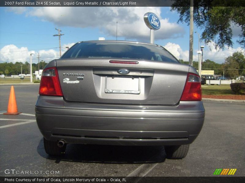Liquid Grey Metallic / Charcoal/Light Flint 2007 Ford Focus ZX4 SE Sedan