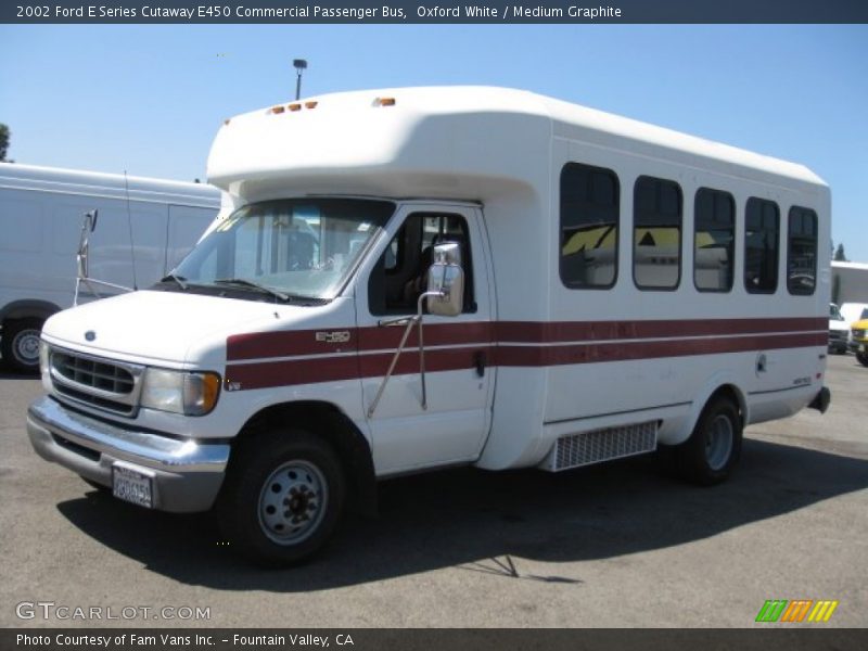 Oxford White / Medium Graphite 2002 Ford E Series Cutaway E450 Commercial Passenger Bus