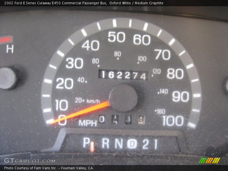 Oxford White / Medium Graphite 2002 Ford E Series Cutaway E450 Commercial Passenger Bus