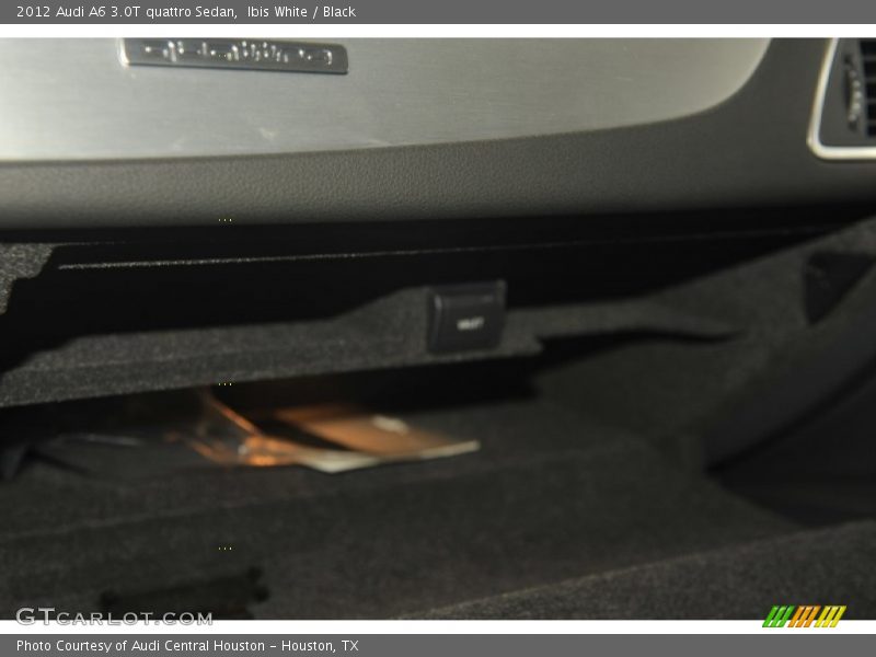 Ibis White / Black 2012 Audi A6 3.0T quattro Sedan