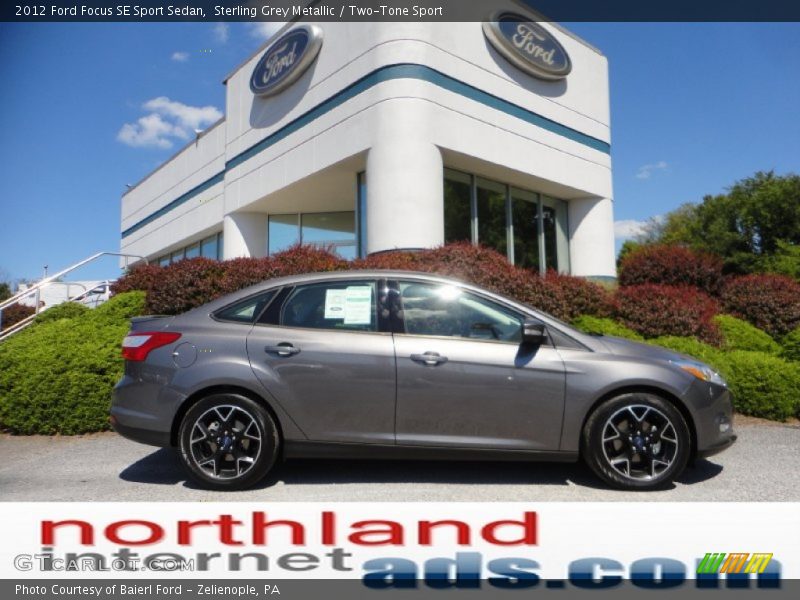 Sterling Grey Metallic / Two-Tone Sport 2012 Ford Focus SE Sport Sedan