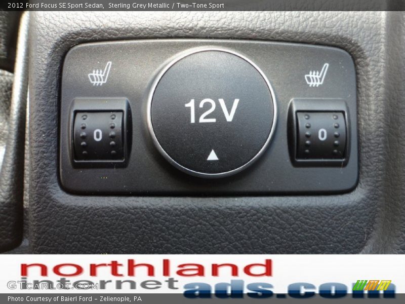 Sterling Grey Metallic / Two-Tone Sport 2012 Ford Focus SE Sport Sedan