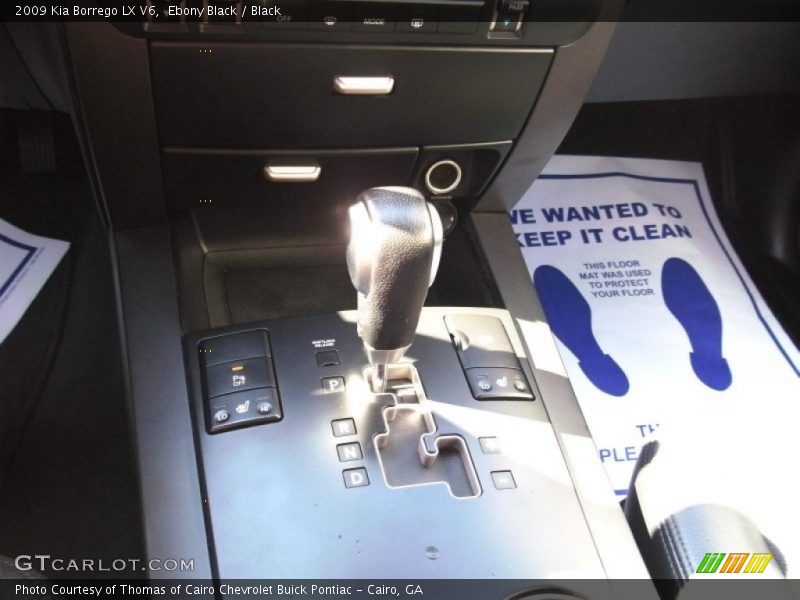 Ebony Black / Black 2009 Kia Borrego LX V6