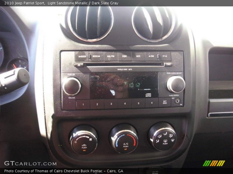 Light Sandstone Metallic / Dark Slate Gray 2010 Jeep Patriot Sport