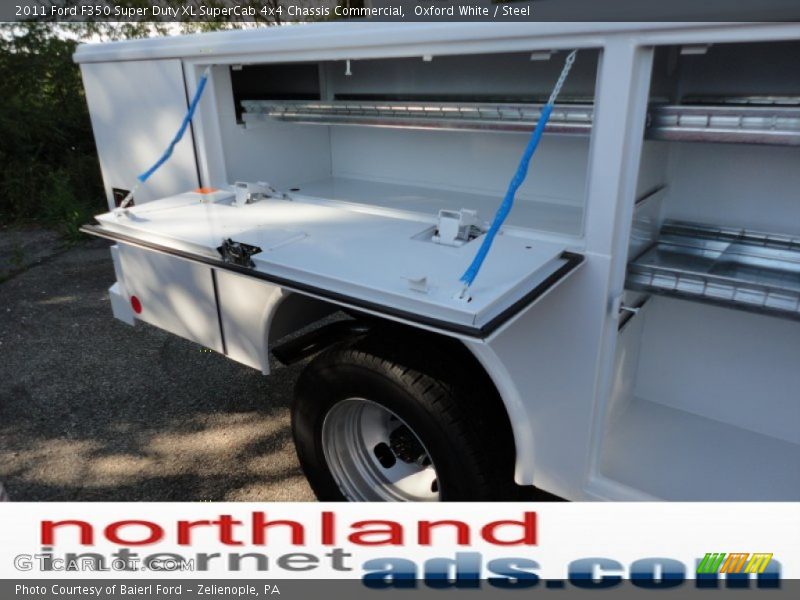 Oxford White / Steel 2011 Ford F350 Super Duty XL SuperCab 4x4 Chassis Commercial