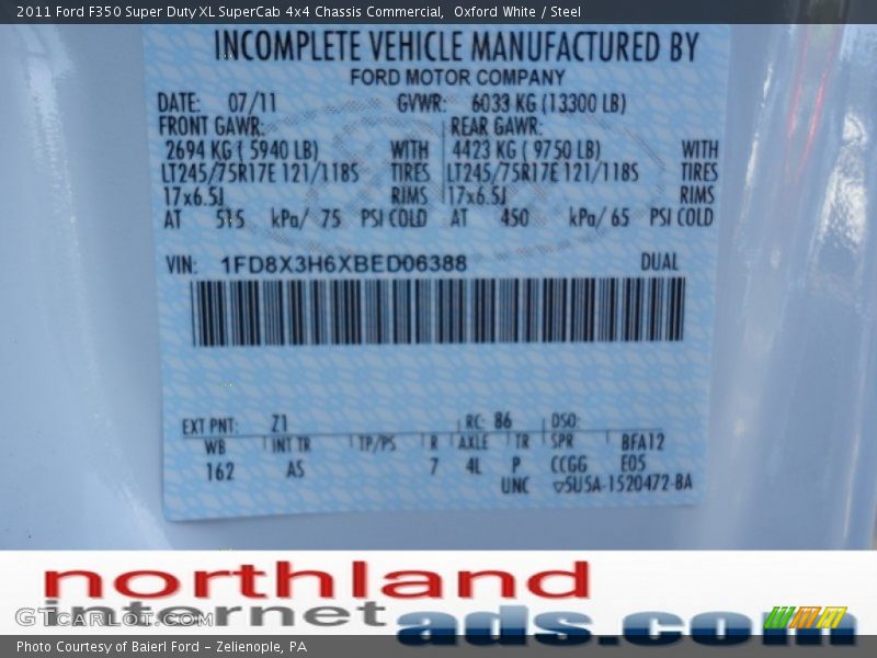 Oxford White / Steel 2011 Ford F350 Super Duty XL SuperCab 4x4 Chassis Commercial