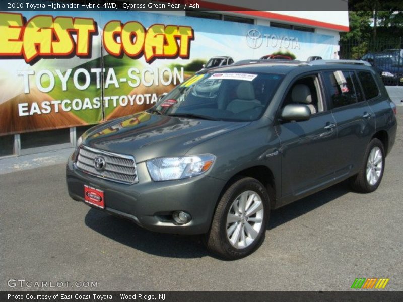 Cypress Green Pearl / Ash 2010 Toyota Highlander Hybrid 4WD