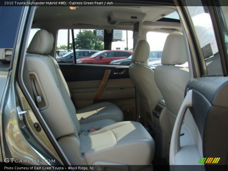 Cypress Green Pearl / Ash 2010 Toyota Highlander Hybrid 4WD