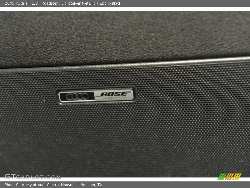 Audio System of 2005 TT 1.8T Roadster