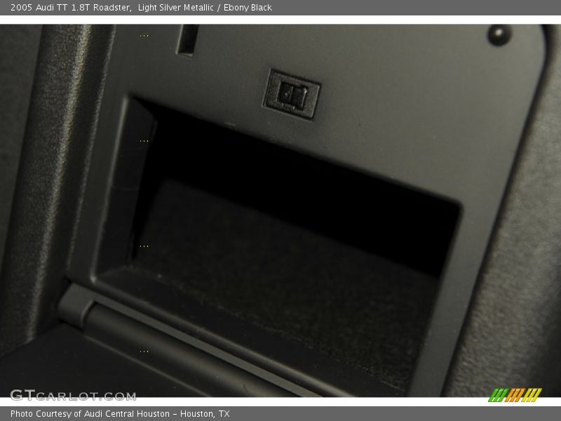 Light Silver Metallic / Ebony Black 2005 Audi TT 1.8T Roadster