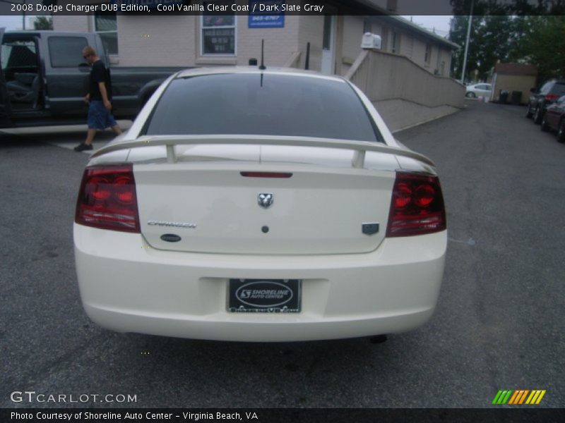 Cool Vanilla Clear Coat / Dark Slate Gray 2008 Dodge Charger DUB Edition