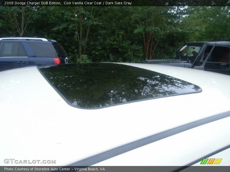 Cool Vanilla Clear Coat / Dark Slate Gray 2008 Dodge Charger DUB Edition