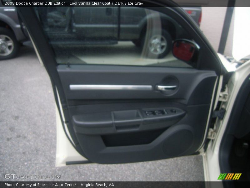 Cool Vanilla Clear Coat / Dark Slate Gray 2008 Dodge Charger DUB Edition