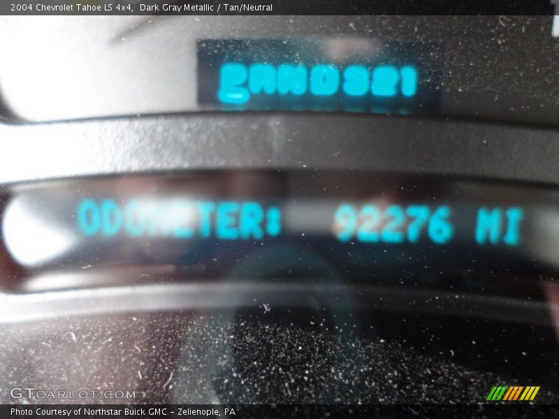 Dark Gray Metallic / Tan/Neutral 2004 Chevrolet Tahoe LS 4x4