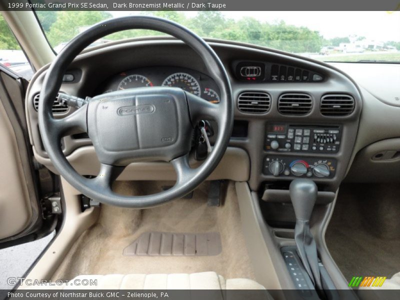Dashboard of 1999 Grand Prix SE Sedan