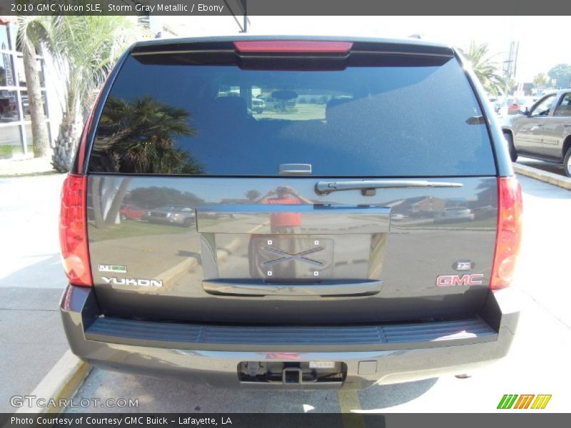 Storm Gray Metallic / Ebony 2010 GMC Yukon SLE