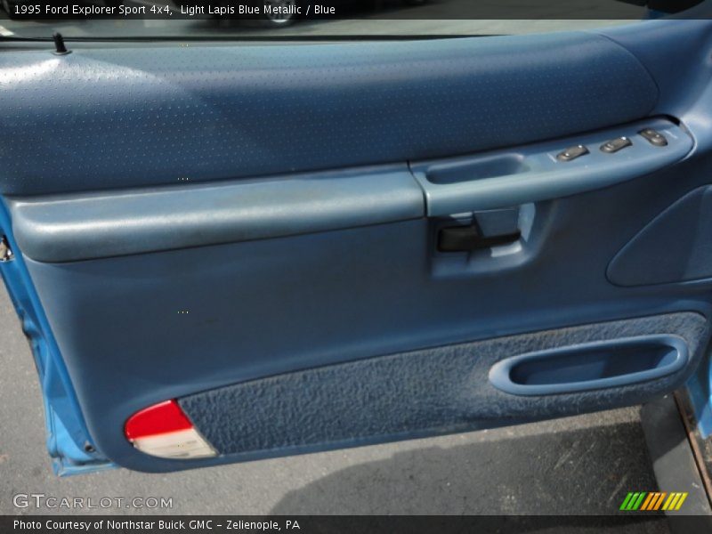 Light Lapis Blue Metallic / Blue 1995 Ford Explorer Sport 4x4