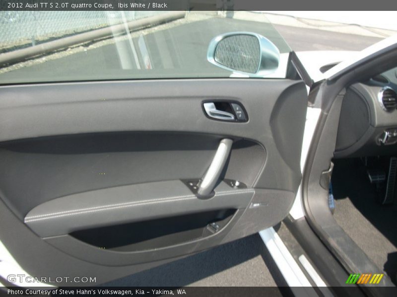 Door Panel of 2012 TT S 2.0T quattro Coupe