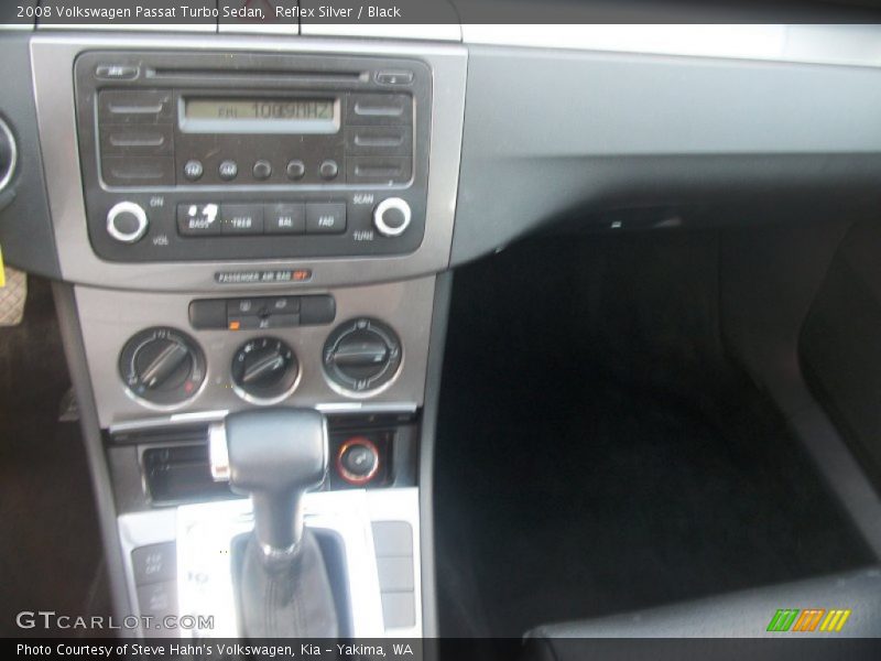 Reflex Silver / Black 2008 Volkswagen Passat Turbo Sedan
