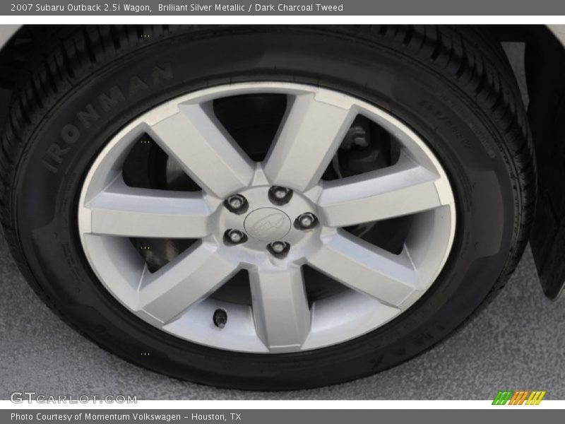 Brilliant Silver Metallic / Dark Charcoal Tweed 2007 Subaru Outback 2.5i Wagon