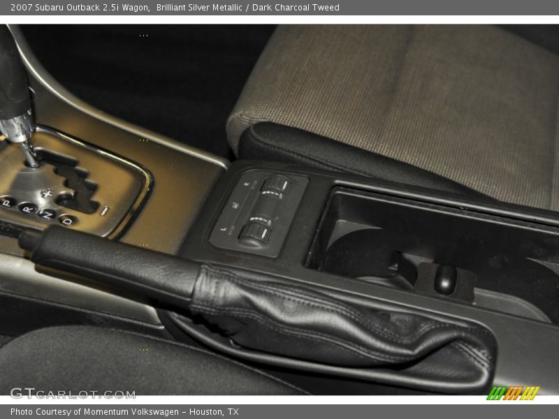 Brilliant Silver Metallic / Dark Charcoal Tweed 2007 Subaru Outback 2.5i Wagon