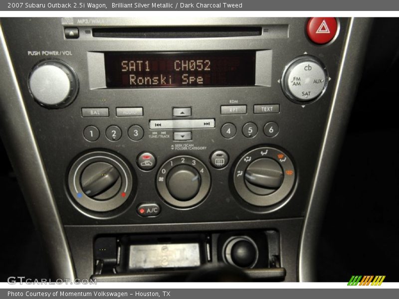Brilliant Silver Metallic / Dark Charcoal Tweed 2007 Subaru Outback 2.5i Wagon
