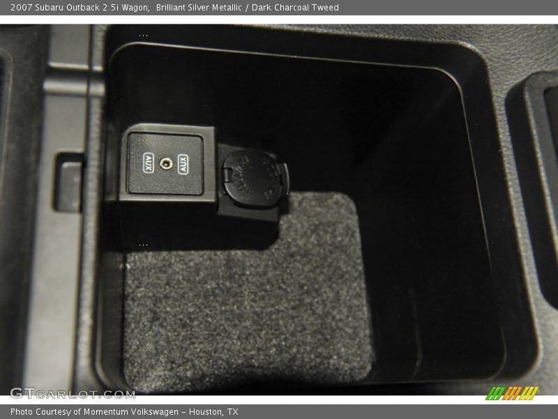 Brilliant Silver Metallic / Dark Charcoal Tweed 2007 Subaru Outback 2.5i Wagon