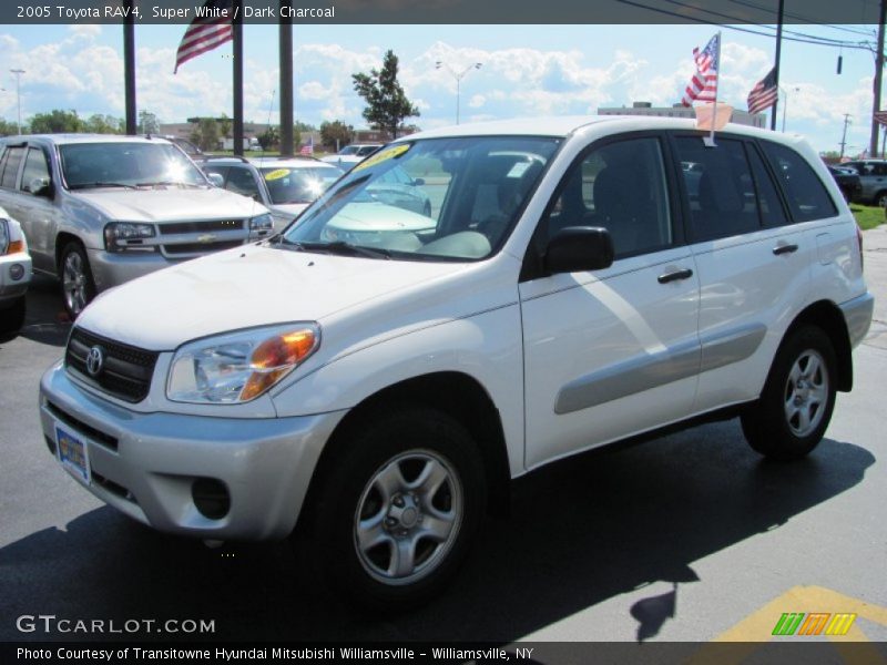 Super White / Dark Charcoal 2005 Toyota RAV4