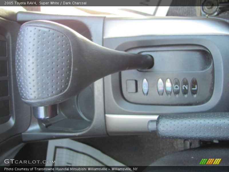 Super White / Dark Charcoal 2005 Toyota RAV4