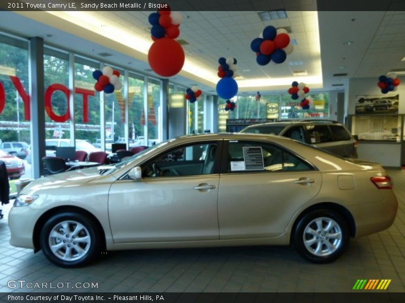 Sandy Beach Metallic / Bisque 2011 Toyota Camry LE