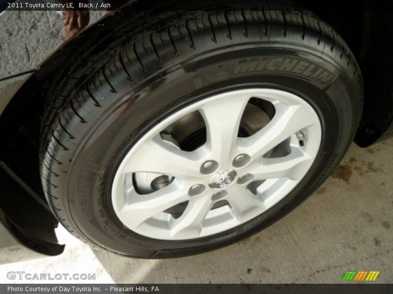 Black / Ash 2011 Toyota Camry LE