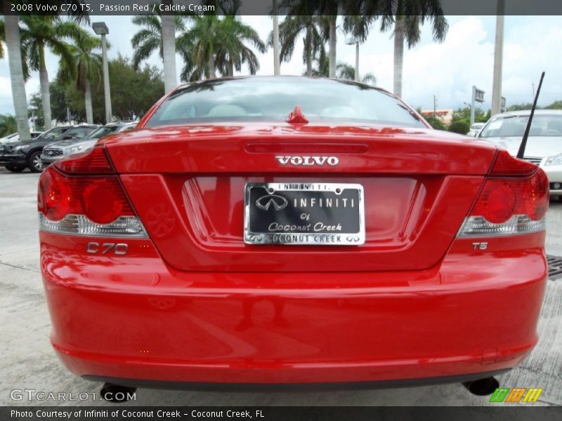 Passion Red / Calcite Cream 2008 Volvo C70 T5