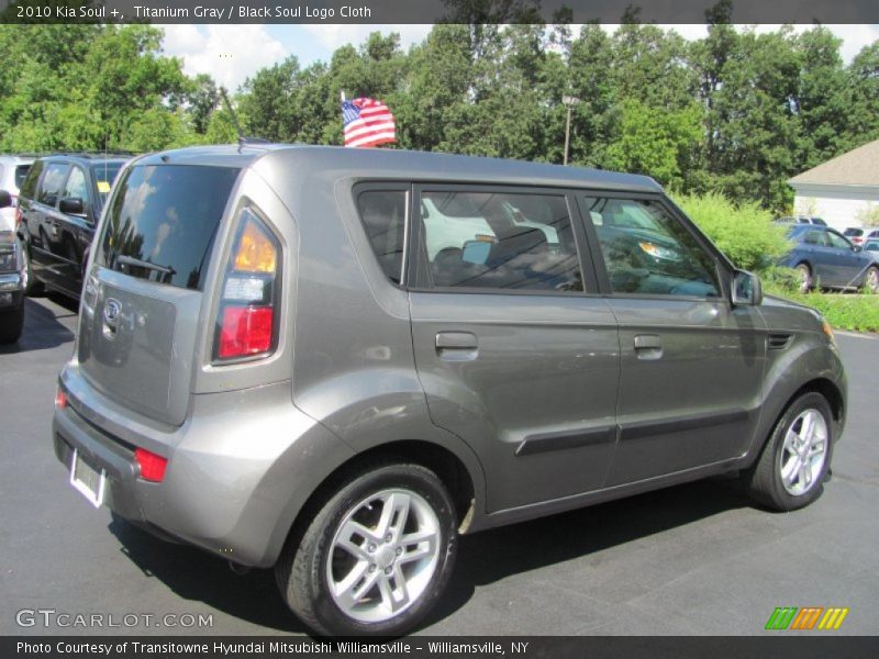Titanium Gray / Black Soul Logo Cloth 2010 Kia Soul +
