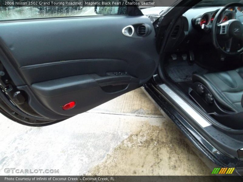 Magnetic Black Pearl / Charcoal Leather 2006 Nissan 350Z Grand Touring Roadster