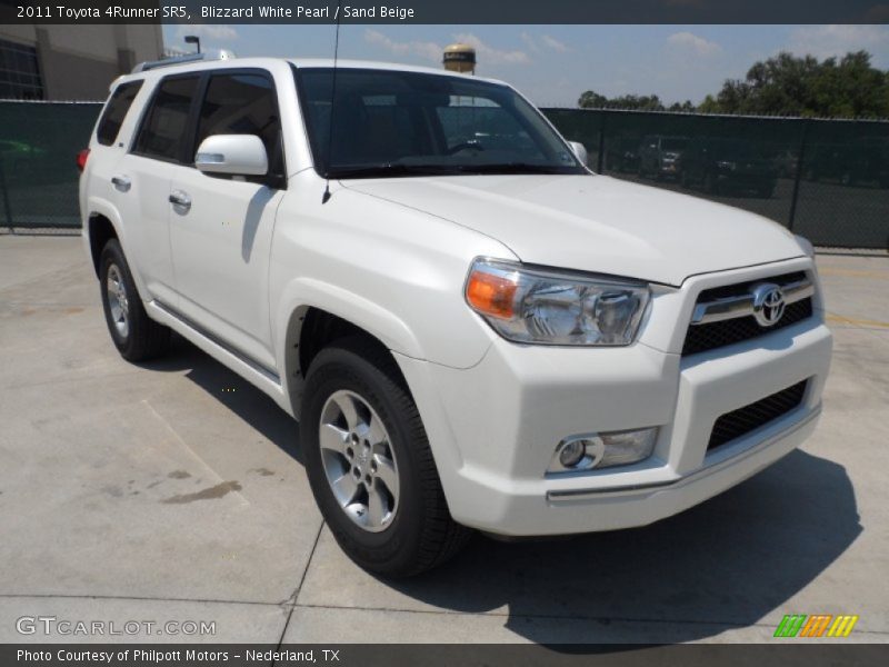 Blizzard White Pearl / Sand Beige 2011 Toyota 4Runner SR5