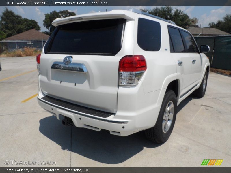 Blizzard White Pearl / Sand Beige 2011 Toyota 4Runner SR5